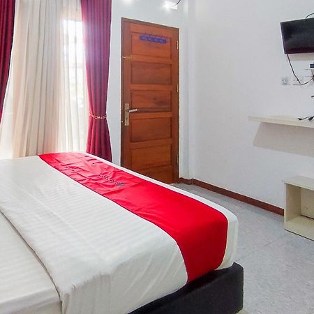 Reddoorz Syariah At Penginapan Eby Padang 外观 照片