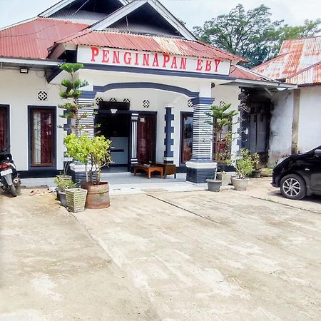Reddoorz Syariah At Penginapan Eby Padang 外观 照片