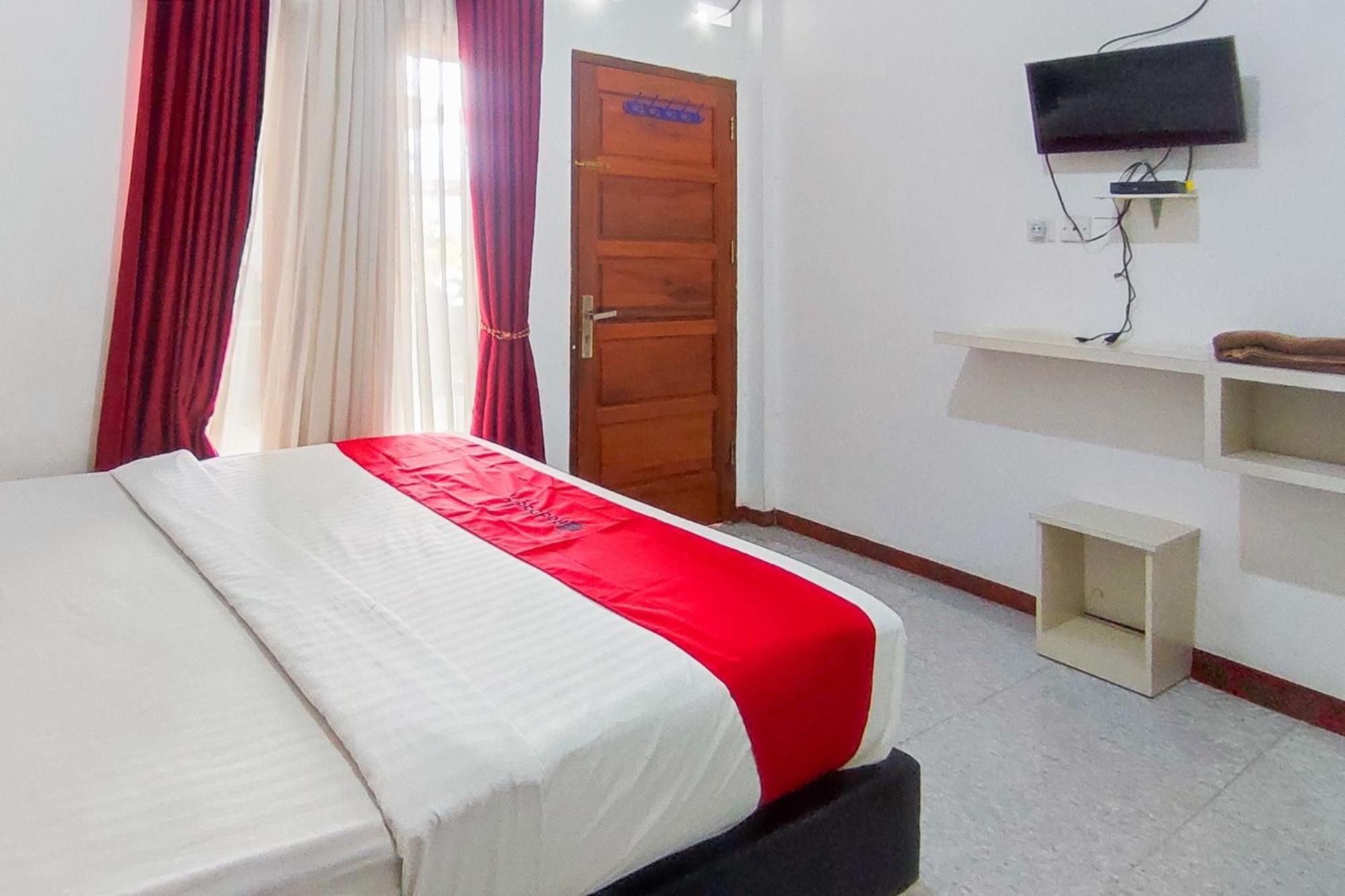 Reddoorz Syariah At Penginapan Eby Padang 外观 照片