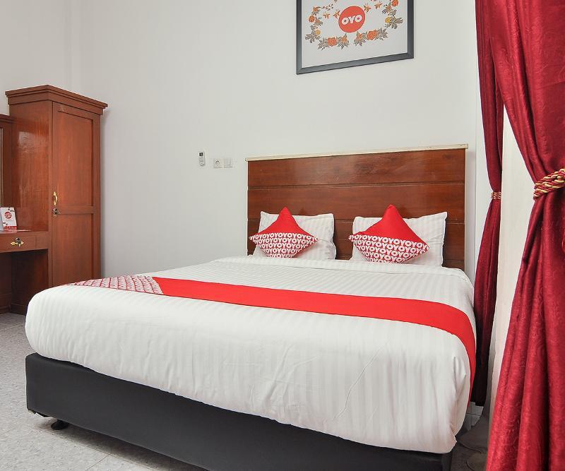 Reddoorz Syariah At Penginapan Eby Padang 外观 照片