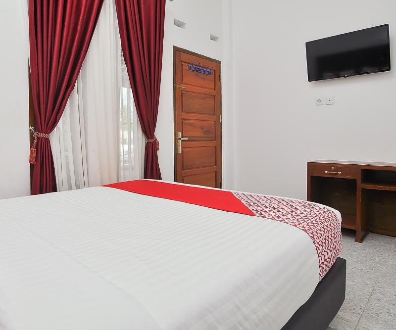 Reddoorz Syariah At Penginapan Eby Padang 外观 照片